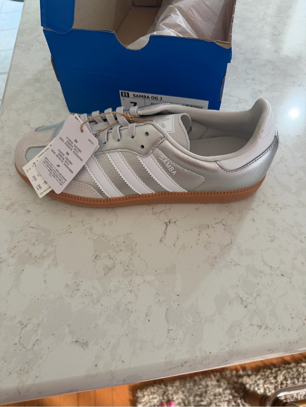 adidas Samba OG 7 Junior or 8 Women Sneakers - Silver, White with Gum Sole new